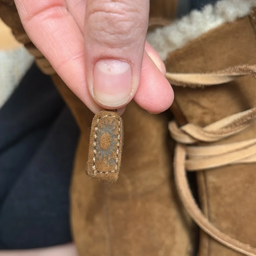 UGG AUSTRALIA “Gaviota” boots in tan